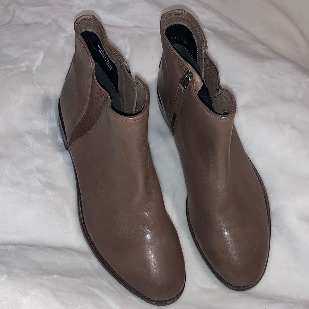 Johnston & Murphy Brown Leather Ankle Boots size 9M
